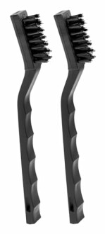 Deux brosses de nettoyage noires avec poignées texturées.